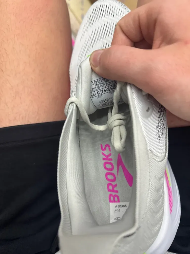 Used Brooks Adrenaline GTS 25 bike — image 6 of 6