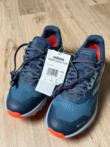 Used Adidas Terrex Agravic Flow 2 GTX bike — image 4 of 6
