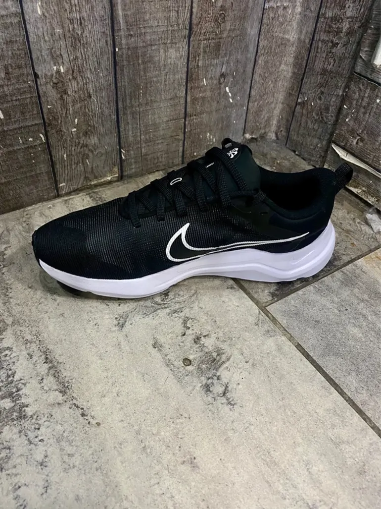 Used Nike Downshifter 12 bike — image 3 of 4