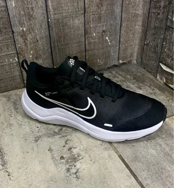 Gebrauchtes Nike Downshifter 12 Running Shoes