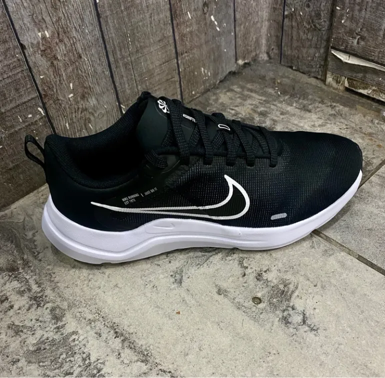 Used Nike Downshifter 12 bike — image 2 of 4