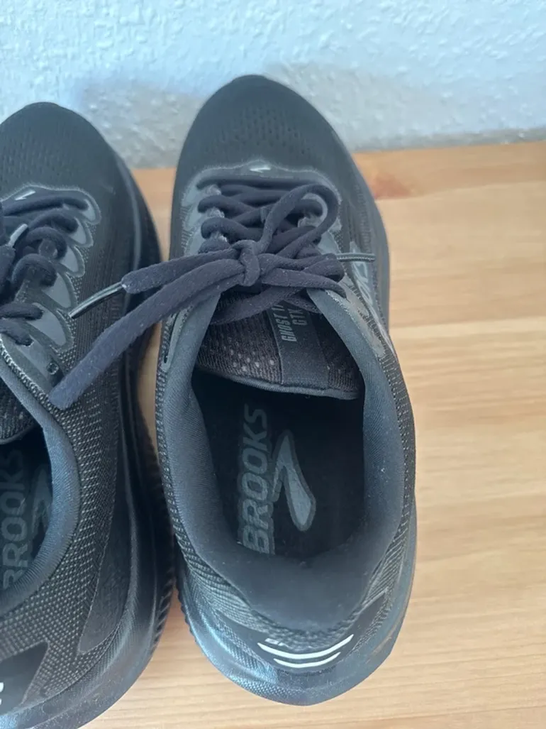 Brooks Ghost 17 GTX bike usato — immagine 7 di 8