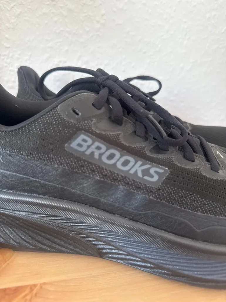 Brooks Ghost 17 GTX bike usato — immagine 3 di 8