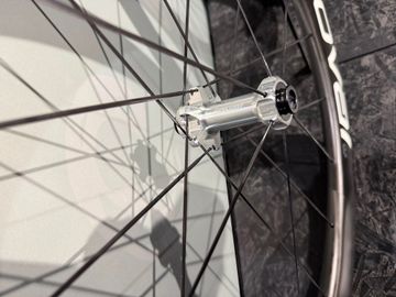 Used Roval Rapide CLX Team bike — image 3 of 6