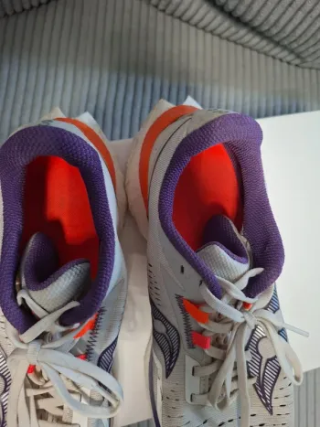 Tweedehands Saucony Endorphin Speed 4 bike — afbeelding 3 van 6