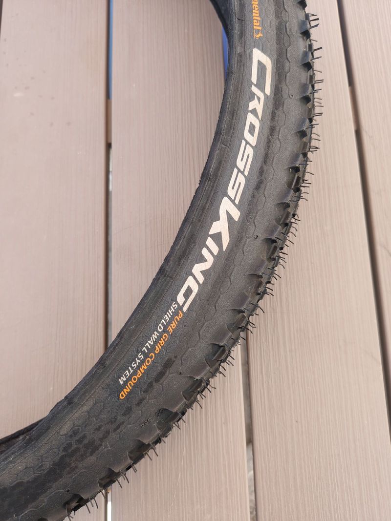 Tweedehands Continental cross king Tyres & Tubes