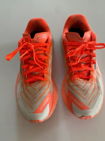 Gebrauchtes Brooks Cascadia Running Shoes