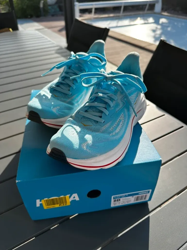 Used Hoka Clinton 10 bike — image 2 of 7
