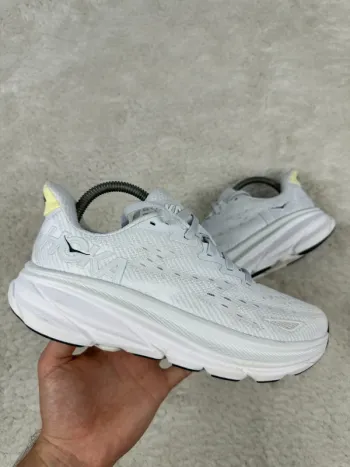 Used Hoka Clifton 9 Running Shoes