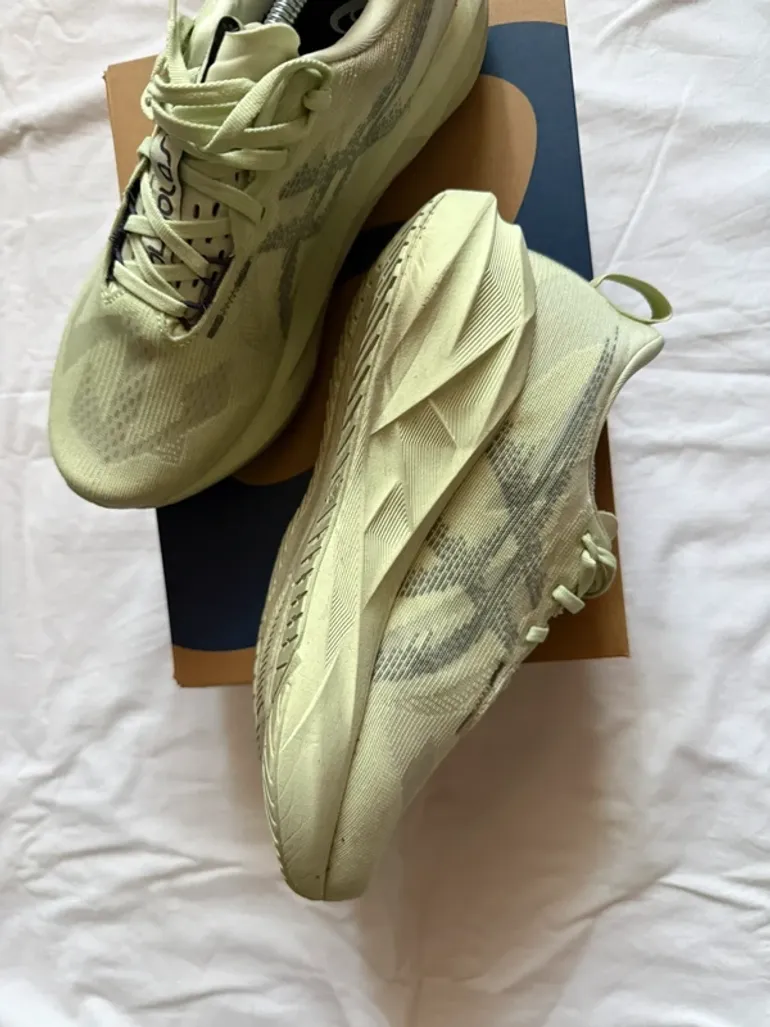 Brugt Asics Novablast 5 bike — billede 6 af 10