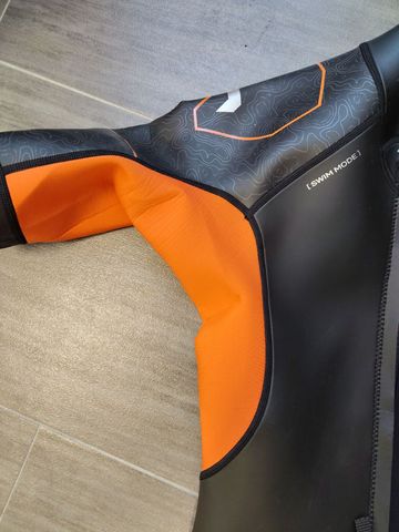 Used zone3 Swimrun Wetsuit Versa bike — image 3 of 5