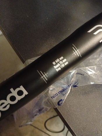Deda Elementi Superzero Handlebar bike usato — immagine 4 di 9