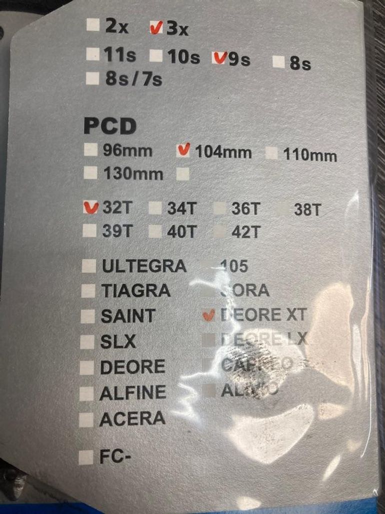 Used Shimano Plateau   32 dents 9Vit deore Xt Y1J198020 bike — image 2 of 4