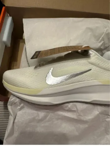 Używany Nike Air Winflo 11 Running Shoes