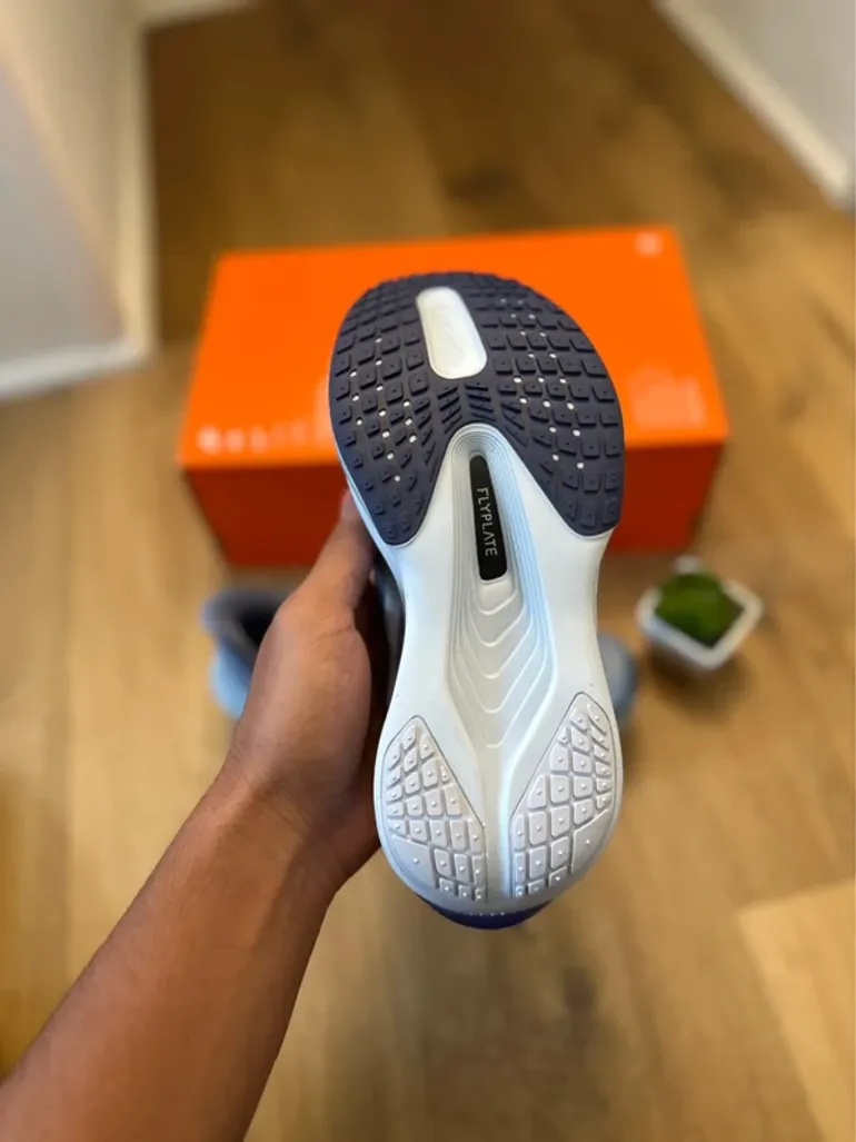 Używany Nike Zoom Fly 6 bike — zdjęcie 9 z 13