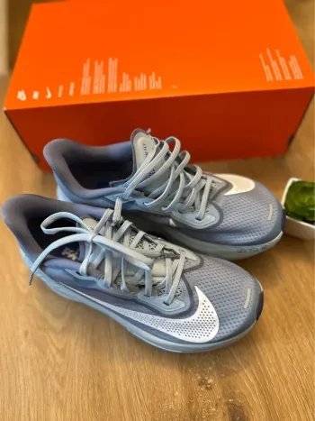Używany Nike Zoom Fly 6 bike — zdjęcie 11 z 13