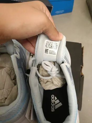 Gebrauchtes Adidas Running Shoes bike — Bild 3 von 3