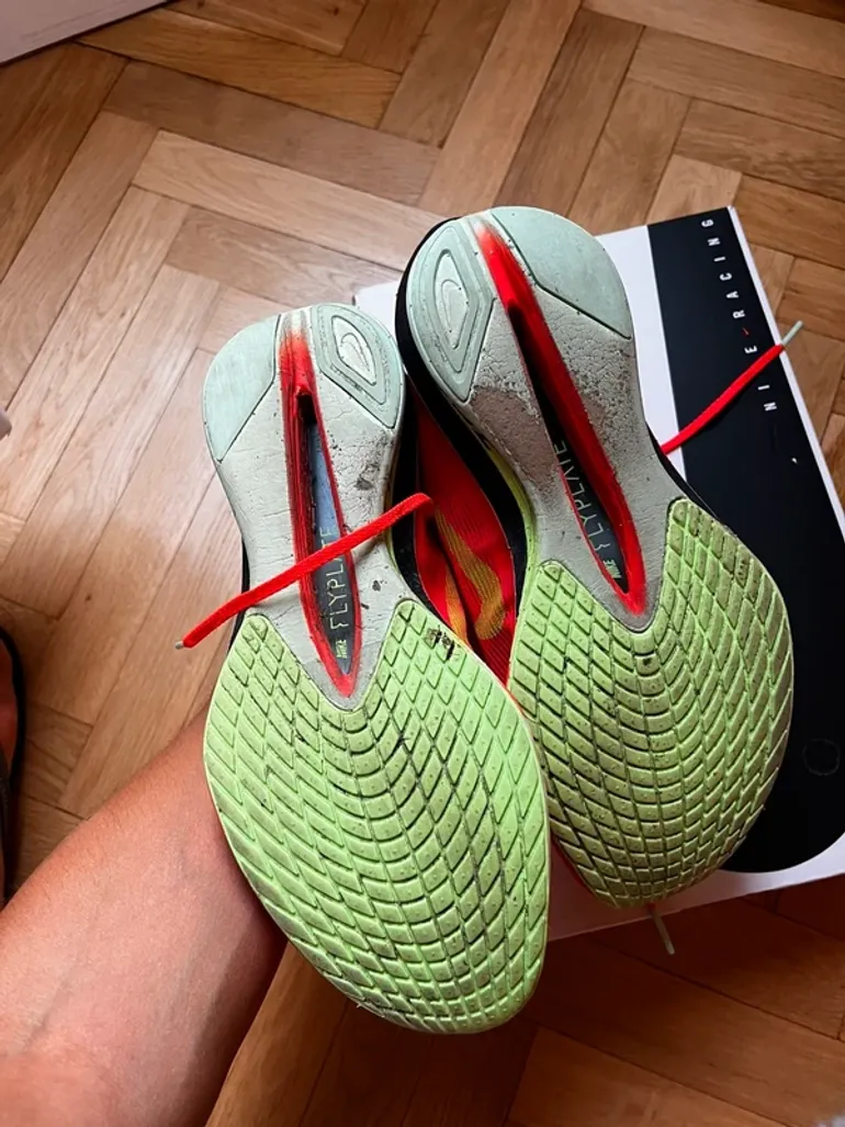Brugt Nike Zoom Vaporfly 4 bike — billede 3 af 7