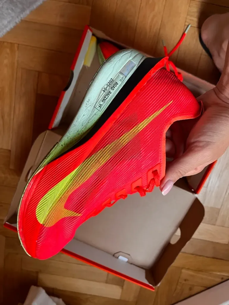 Brugt Nike Zoom Vaporfly 4 bike — billede 7 af 7