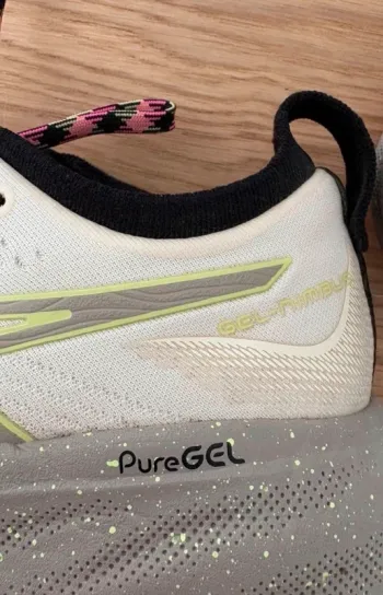 Asics Gel-Nimbus 25 TR bike usato — immagine 6 di 8