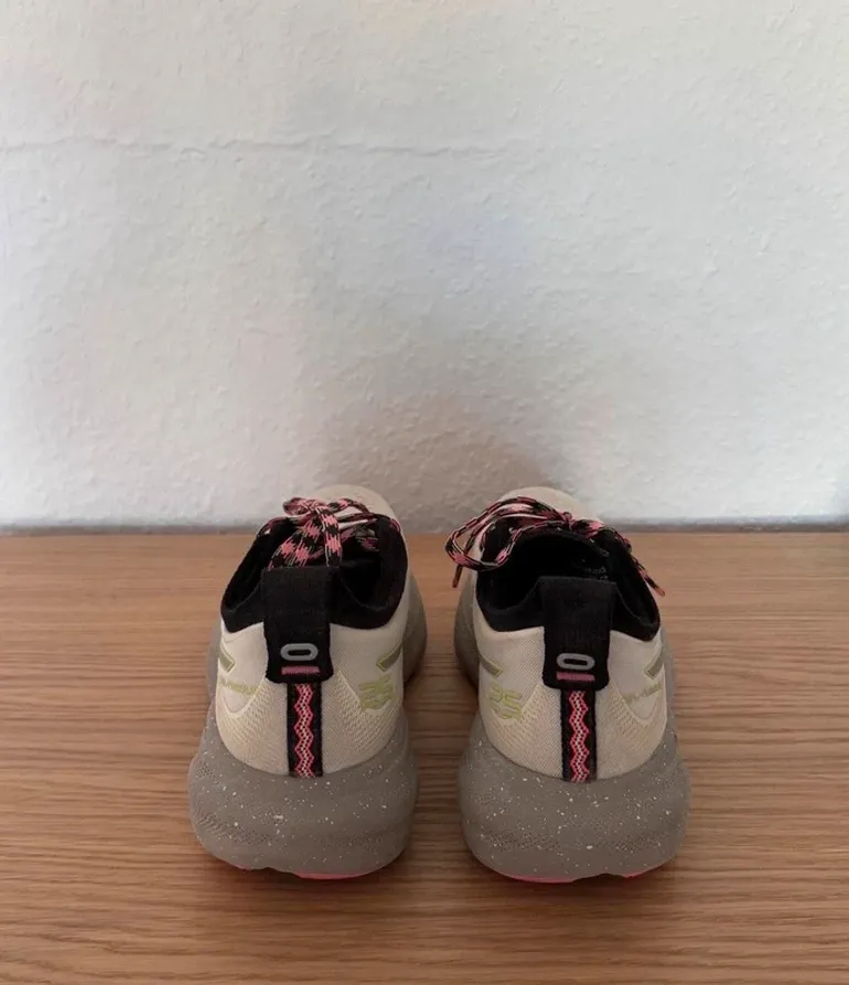 Asics Gel-Nimbus 25 TR bike usato — immagine 4 di 8