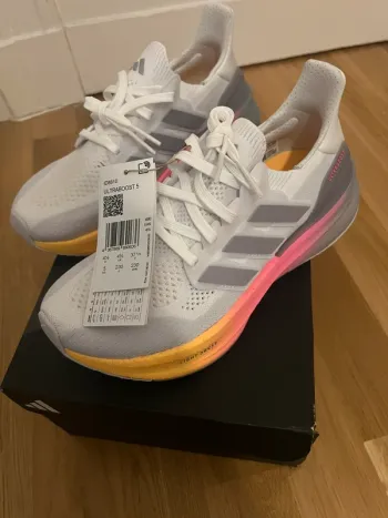 Käytetty Adidas Ultraboost bike — kuva 5 / 9