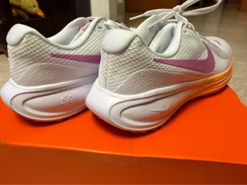 Nike Revolution 8 bike de segunda mano — imagen 4 de 9
