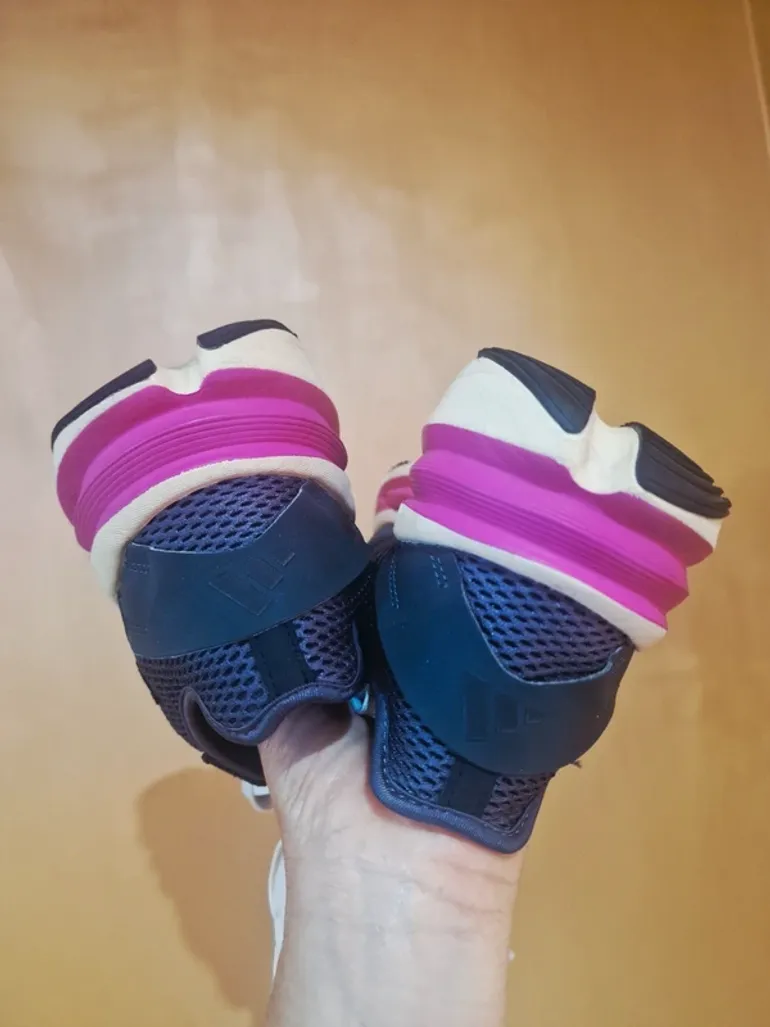 Adidas 3 sportwear bike d'occasion — image 3 sur 5