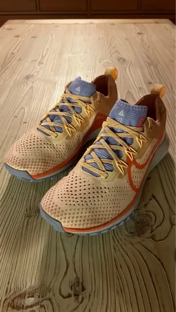Pegasus Trail React Running Shoes usato