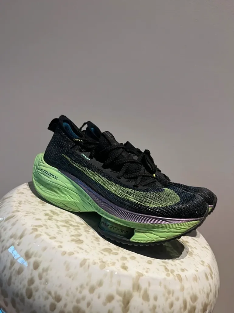 Used Nike ZoomX Alphafly bike — image 5 of 6