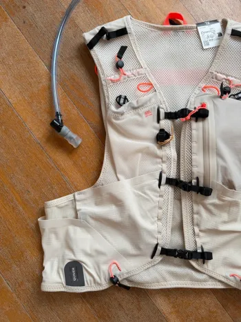 Gebrauchtes Decathlon Kiprun Gilet d'hydratation bike — Bild 2 von 15