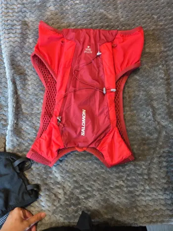 Tweedehands Salomon Running Gilet bike — afbeelding 2 van 6