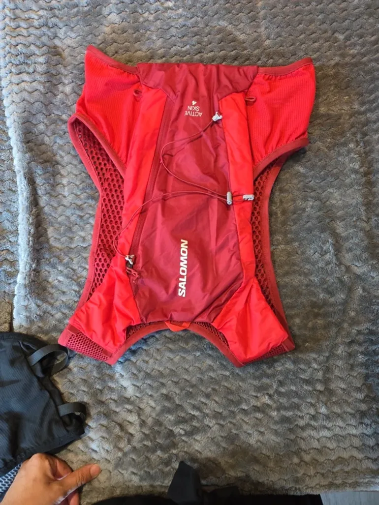 Tweedehands Salomon Running Gilet bike — afbeelding 2 van 6