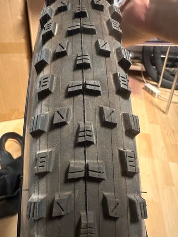 Maxxis Forekaster 2025 bike d'occasion — image 2 sur 4