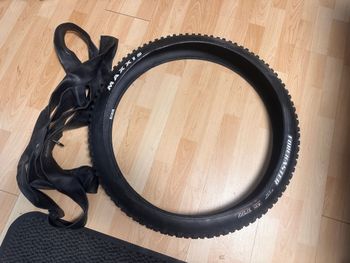 Used Maxxis Forekaster 2025 Tyres & Tubes