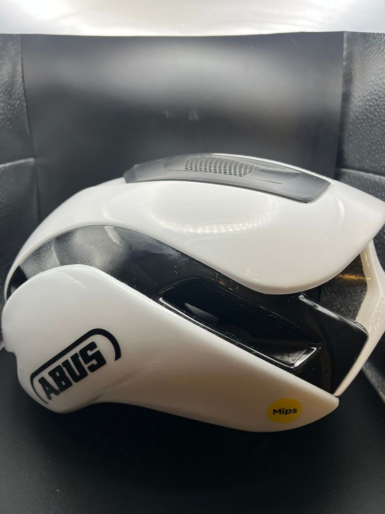 Used ABUS Gamechanger 2.0 MIPS Helmet bike — image 4 of 15