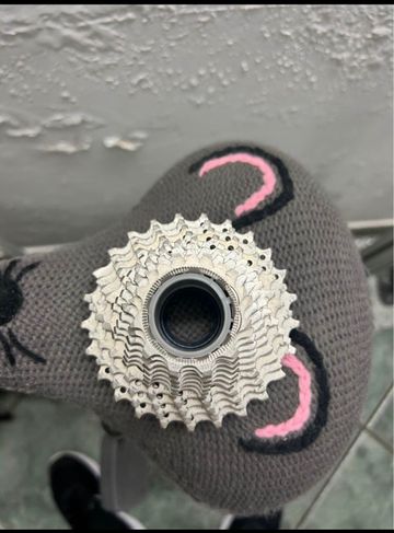 Used Shimano Ultegra CS-R8000 11v 14/28 Drivetrain & Pedals