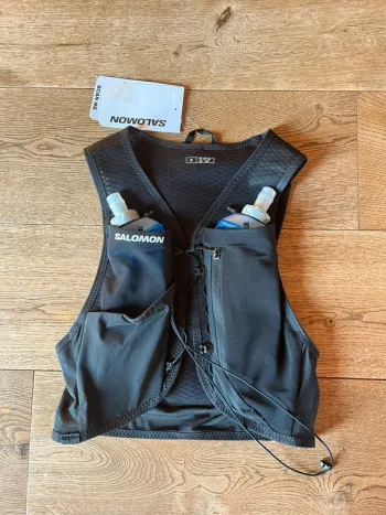 Used Salomon Running/Trail Hydration Vest Running Accessories