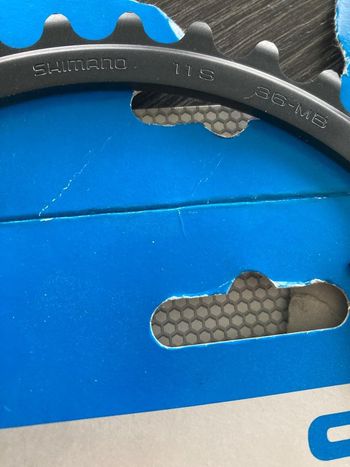 Used Shimano Plateau  36 dents 11vit bike — image 3 of 4