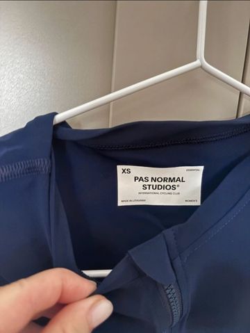 Used Pas Normal Studios Trikot 2024 bike — image 2 of 3