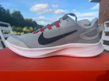 Used Nike Runallday 2 Running Shoes