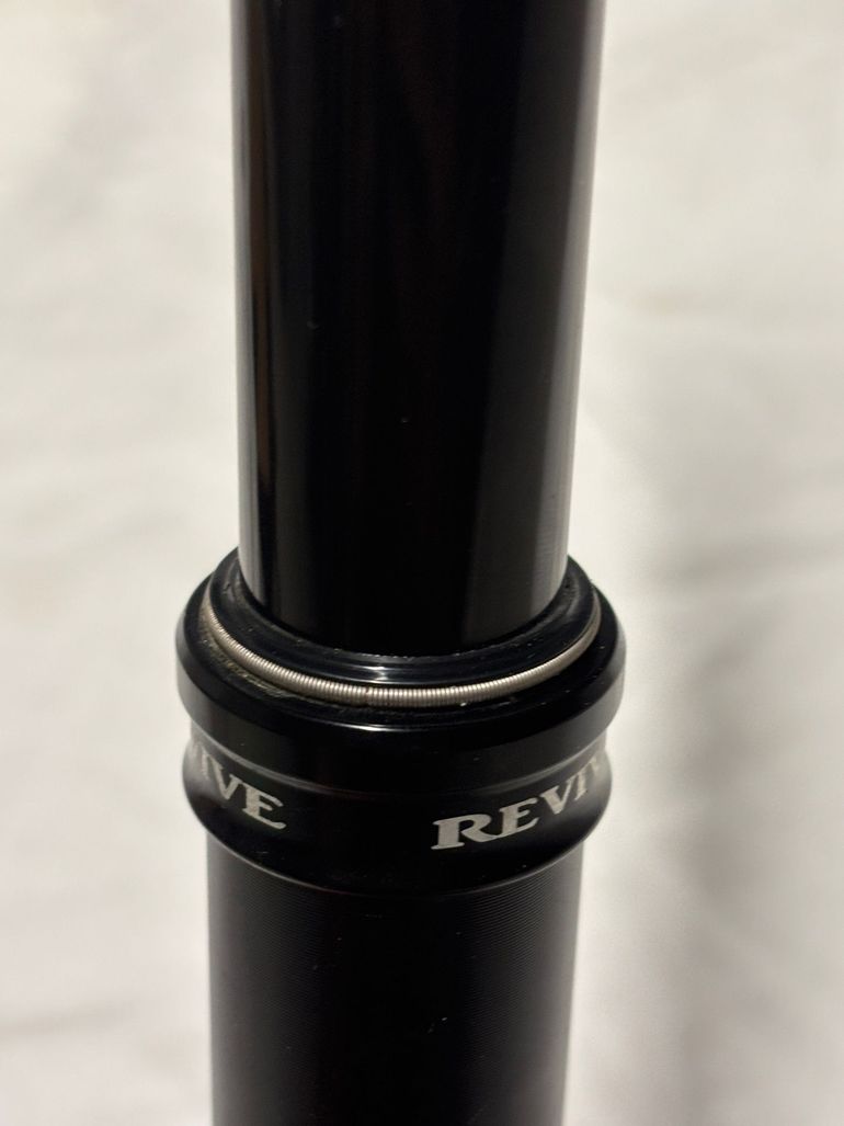 Gebrauchtes Bikeyoke Revive Dropper Post bike — Bild 3 von 9
