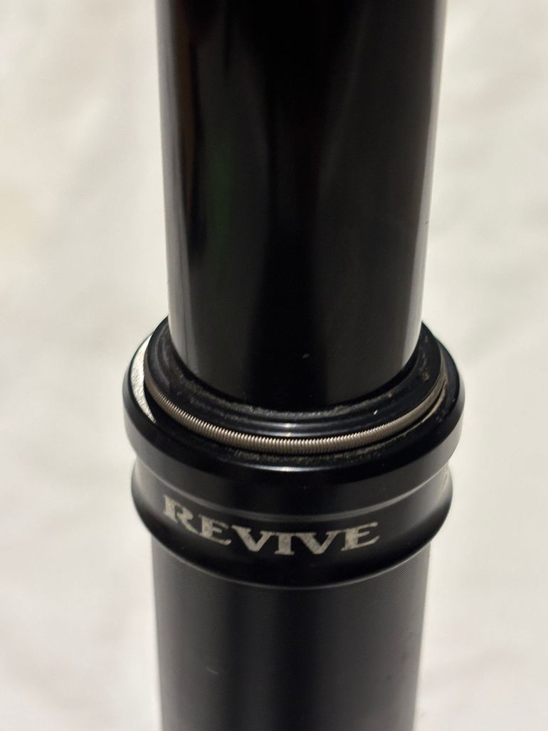 Gebrauchtes Bikeyoke Revive Dropper Post bike — Bild 7 von 9