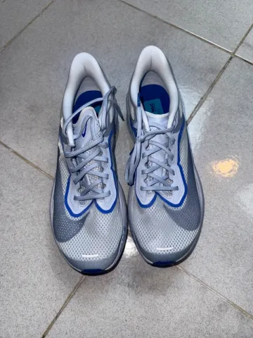 Used Nike Zoom Fly 6 bike — image 3 of 11