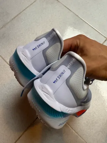 Used Nike Zoom Fly 6 bike — image 4 of 11