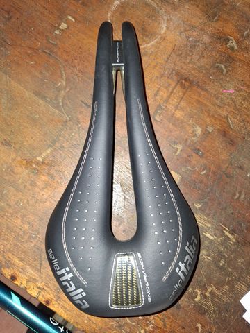 Gebrauchtes Selle Italia Novus Superflow 2024 Saddles & Seatposts