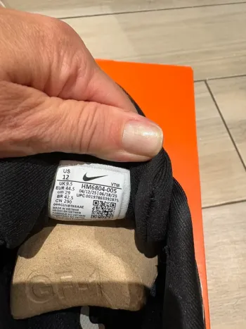Used Nike Vomero 18 bike — image 8 of 9