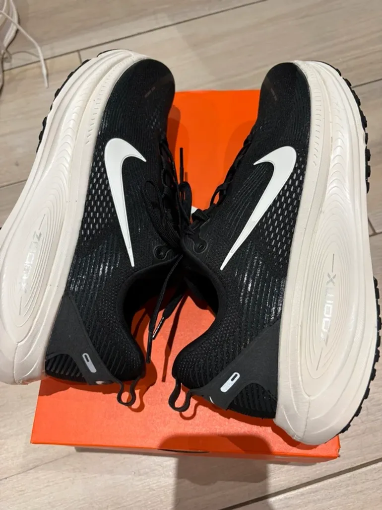 Used Nike Vomero 18 bike — image 2 of 9