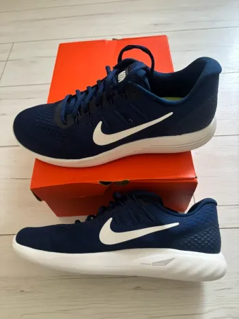 Brugt Nike LunarGlide 8 Running Shoes