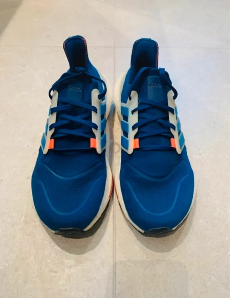 Used Adidas Ultraboost bike — image 2 of 4
